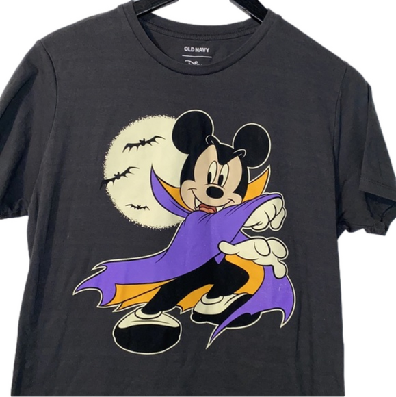 3/$30 Mickey Mouse Dracula Shirt - Picture 1 of 8
